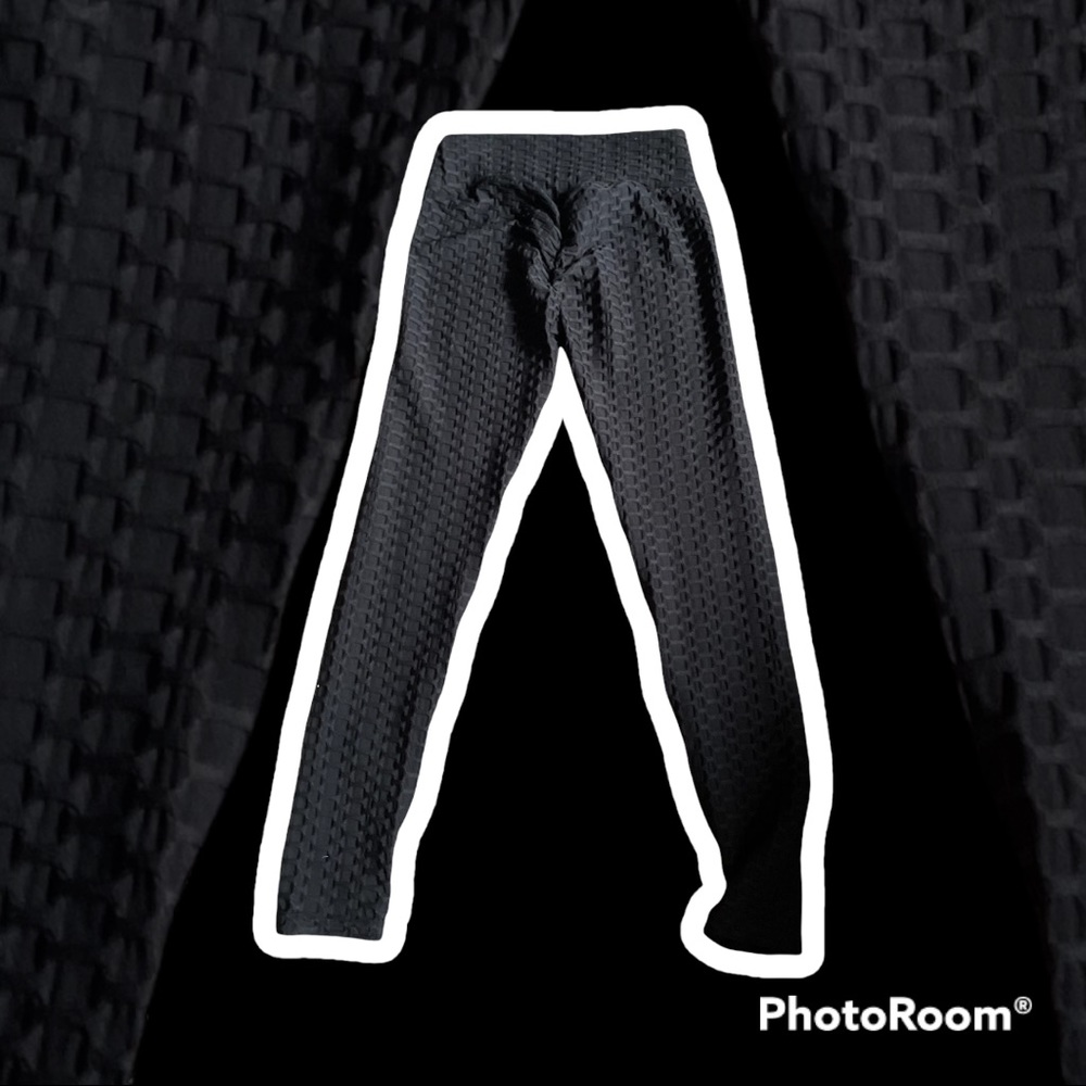 black yoga/workout pants